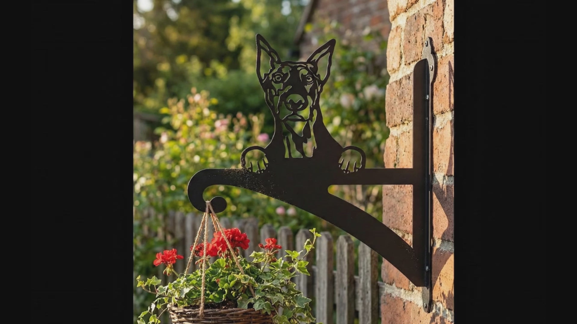 Hanging Basket Bracket Dobermann